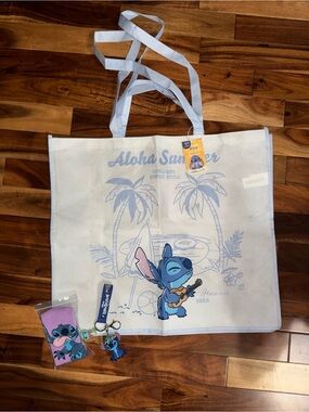 Stitch Aloha Summer XL Tote Bag, Stitch socks and Stitch keychain